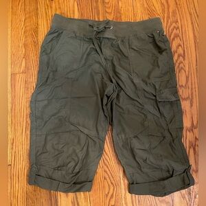 Tommy Hilfiger Olive Utility Capris